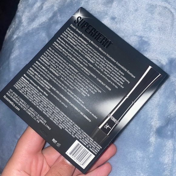 NWT It cosmetics superhero  black mascara mini - Picture 2 of 4